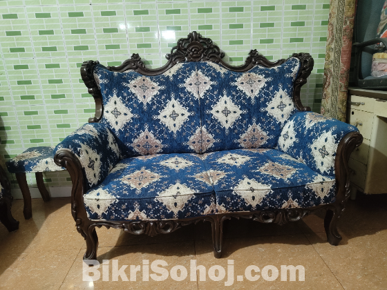 Sofa set